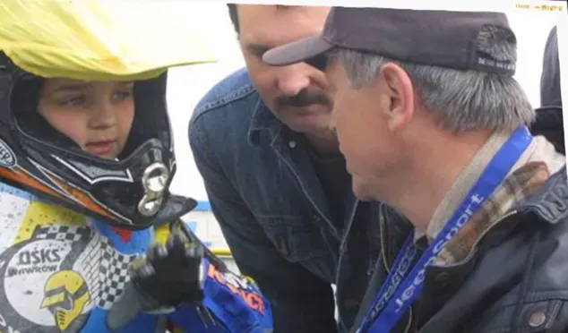 Czy zgadniecie kim jest ten dzieciak ze zdjęcia? Dzisiaj jest prawdziwą legendą