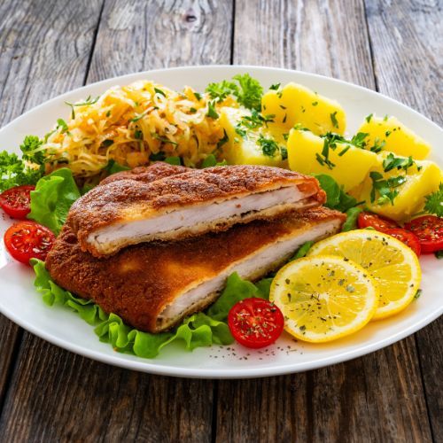 Nie rozmrażaj mięsa kurczaka, zrób z niego tarte kotlety. Ten przepis zasługuje na puchar