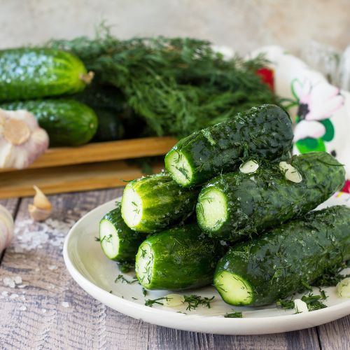 Ogórki małosolne robię metodą 1:1:1. Tego sposobu nauczyła mnie babcia