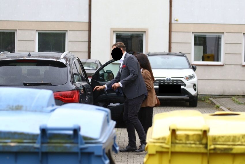 Przyłapaliśmy Martę Kaczyńską z mężem i synem na rozpoczęciu roku szkolnego