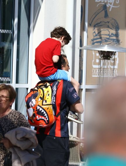 Tak Misiek Koterski spędza majówkę z synem. W restauracji doszło do niecodziennych scen
