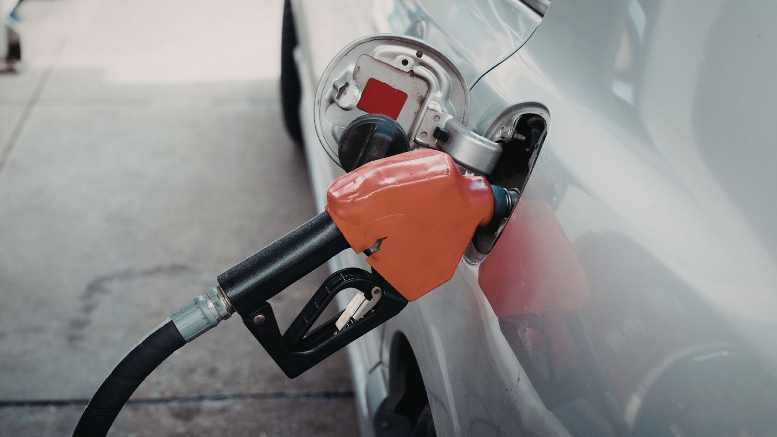 Kierowcy muszą się mieć na baczności. Jeden błąd na stacji benzynowej i nawet 3 tys. zł mandatu