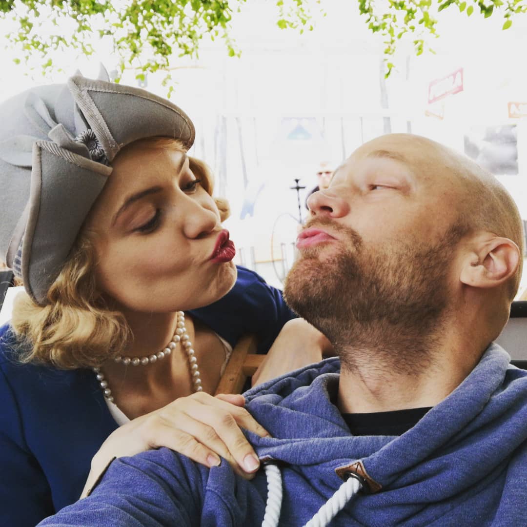 To on jest mężem Pauliny Gałązki. Obcokrajowiec skradł serce gwiazdy "TzG"