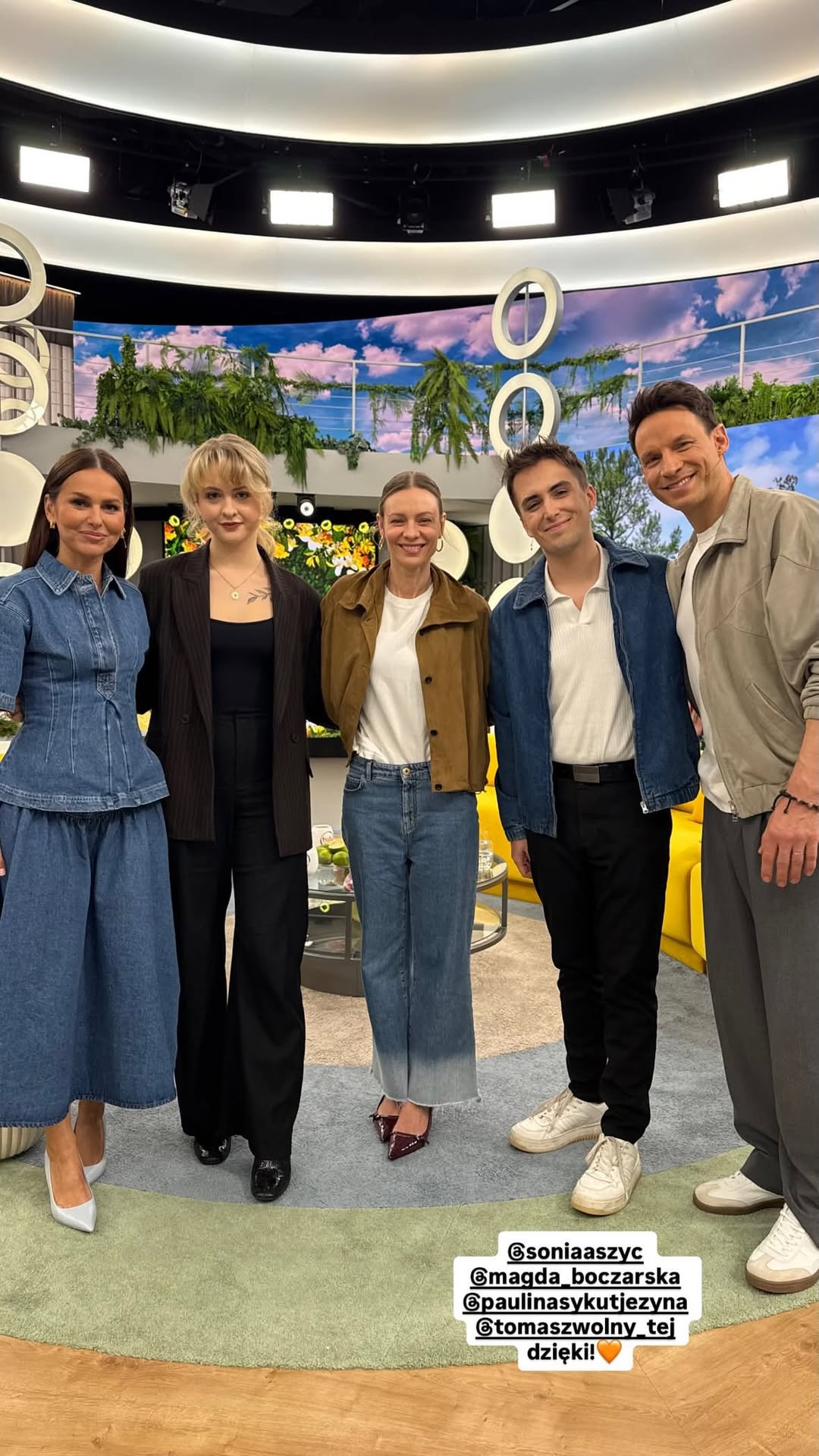 Nie zgadniecie czyja córka pojawiła się w „Halo tu Polsat”. Jej tatę zna cała Polska