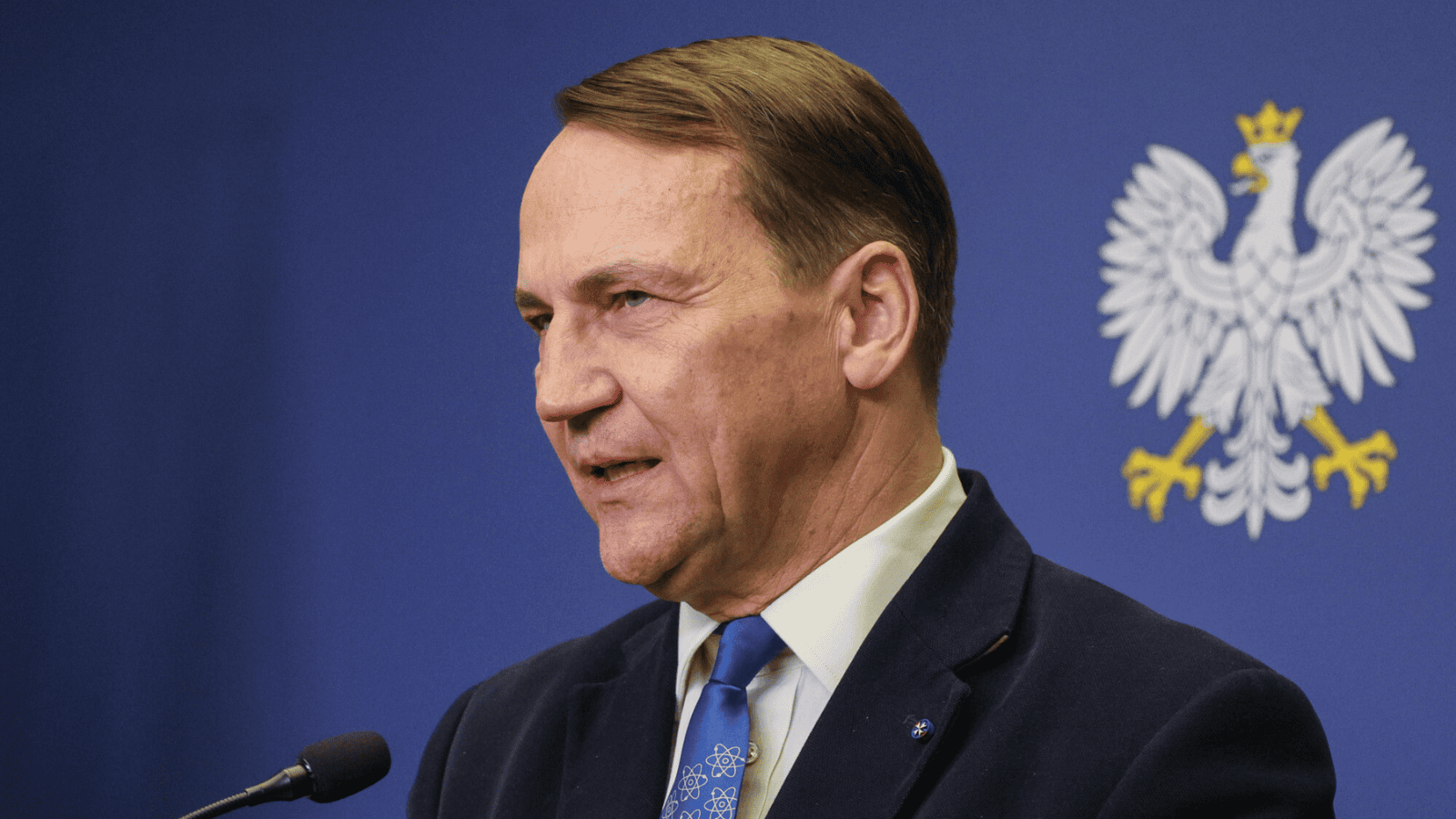 Pilny komunikat Sikorskiego. Powołał nadzwyczajne zebranie i ściągnął pół Europy