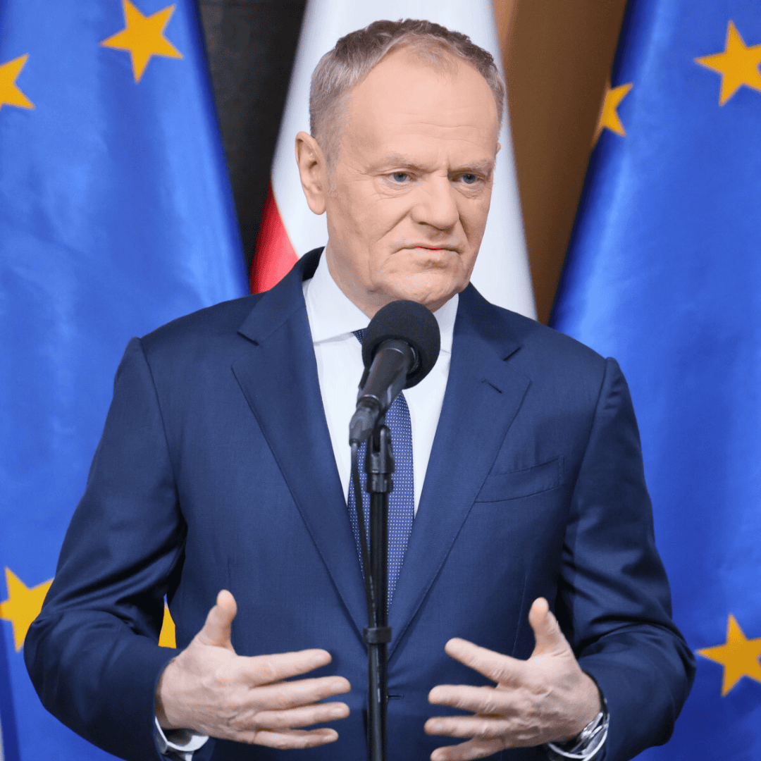 Karol Nawrocki zawetował ustawę o statusie osoby najbliższej. Reakcja Donalda Tuska