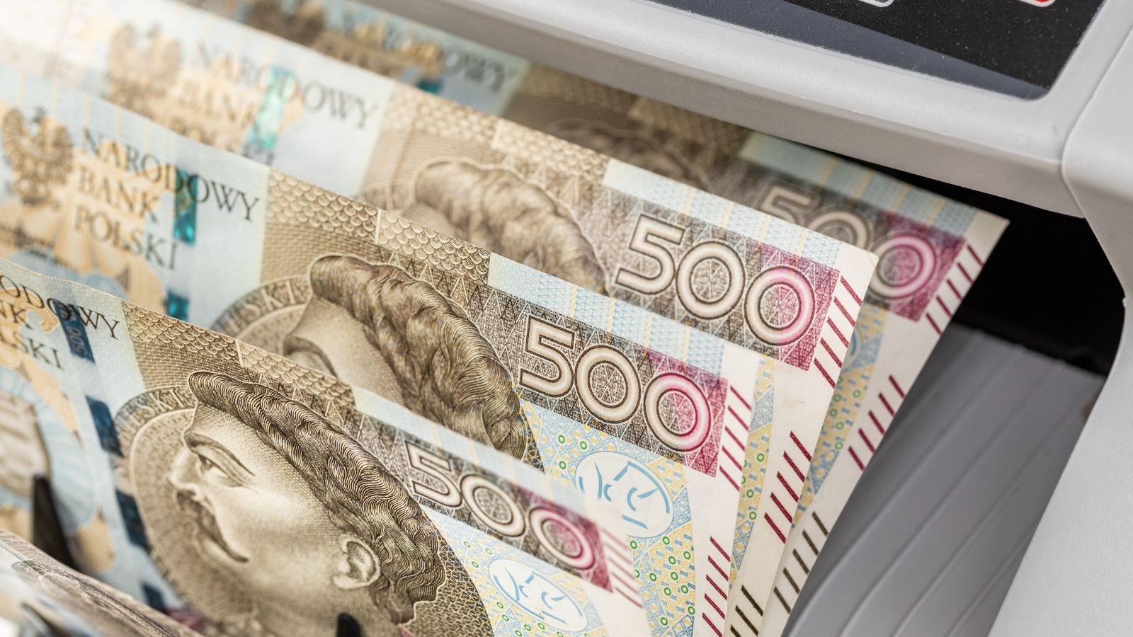Nawet 29 tys. zł po zmarłym może czekać w ZUS. Trzeba złożyć wniosek