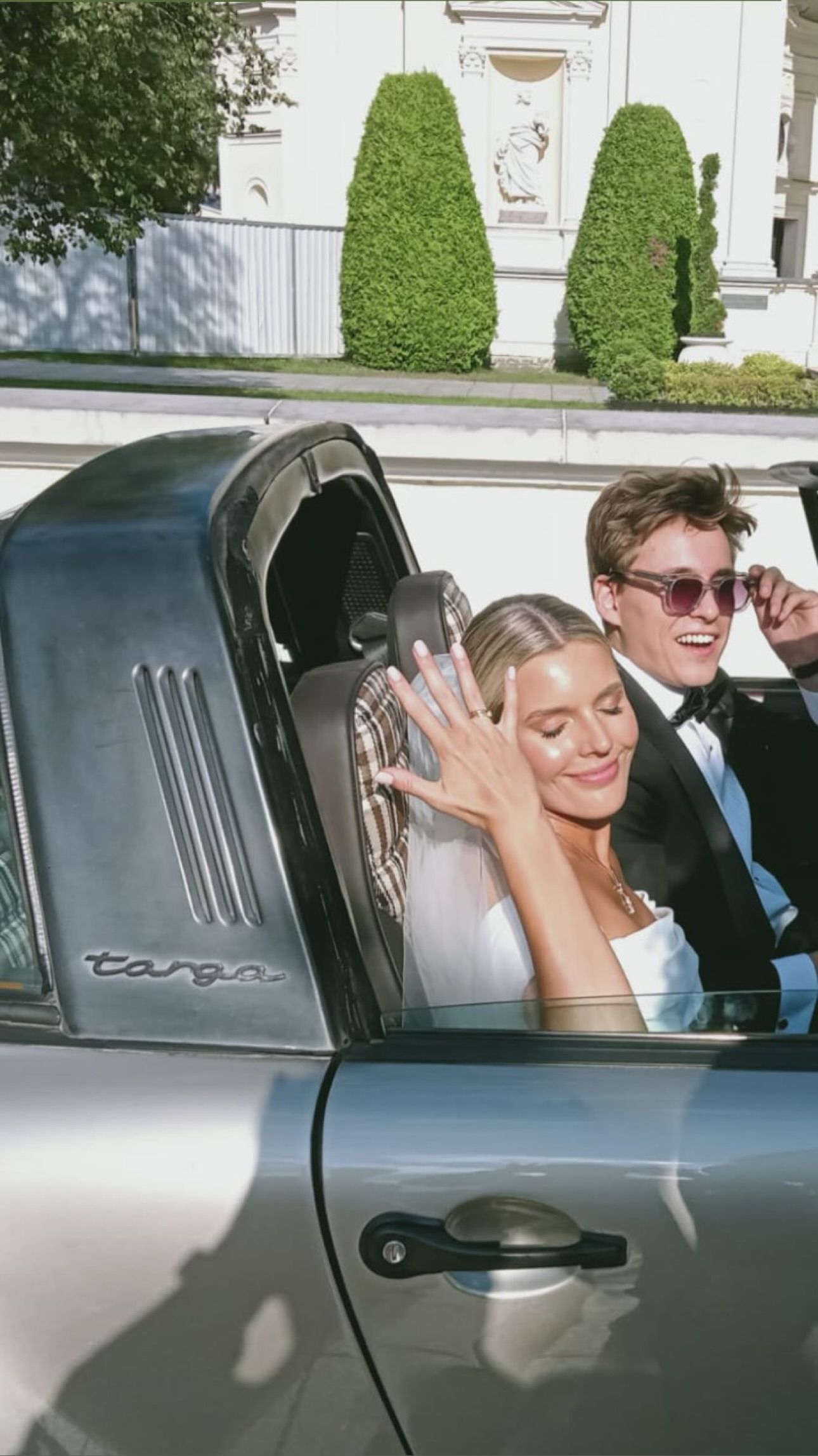 Królikowski wziął ślub. Zdjęcia trafiły do sieci. Ceremonia jak z bajki