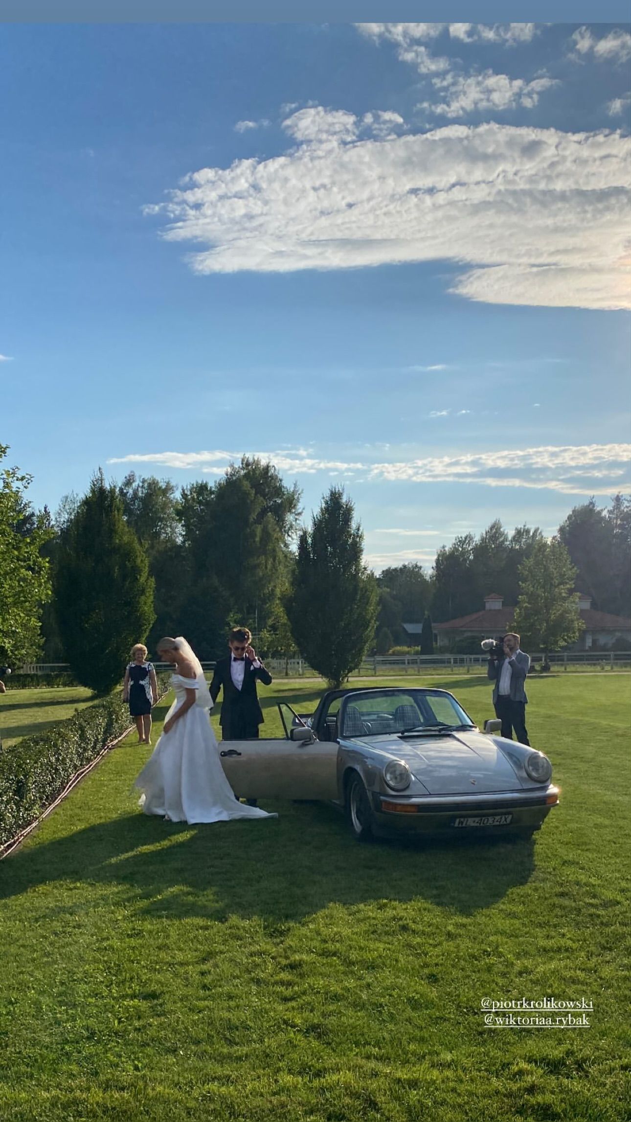 Królikowski wziął ślub. Zdjęcia trafiły do sieci. Ceremonia jak z bajki