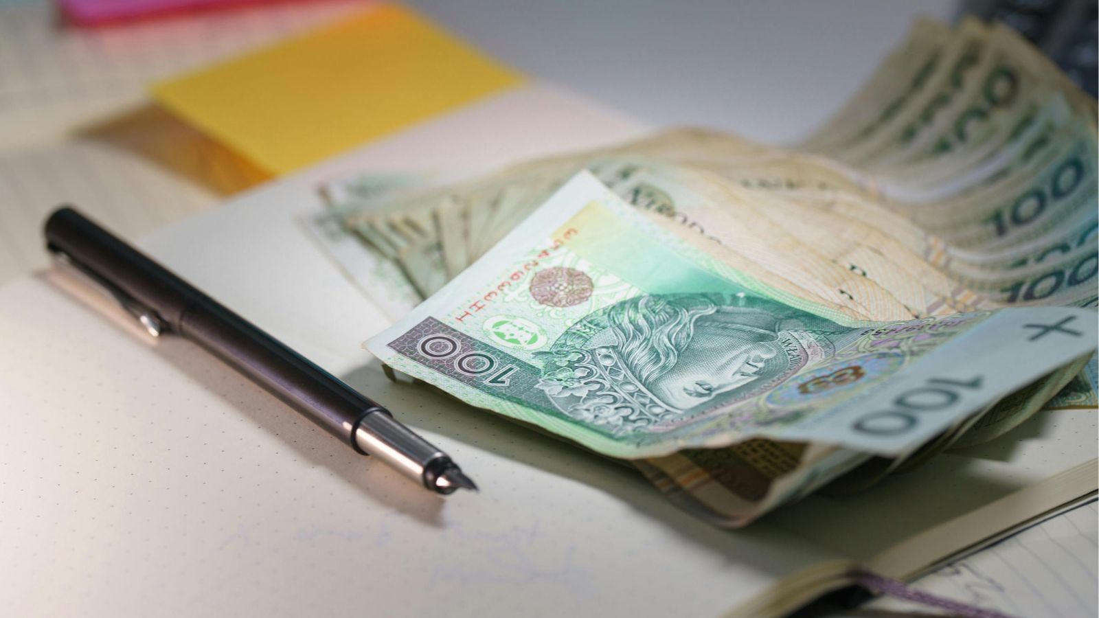 Komornik zabierze nawet 60 proc. pensji. Ten wyjątek w przepisach jest bezlitosny, Twoje zarobki nie będą mieć znaczenia