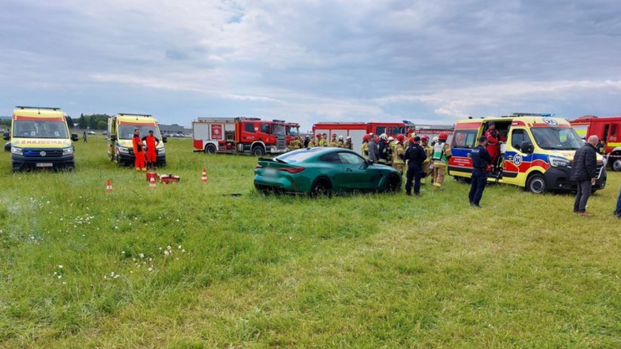 BMW wjechało w grupę ludzi