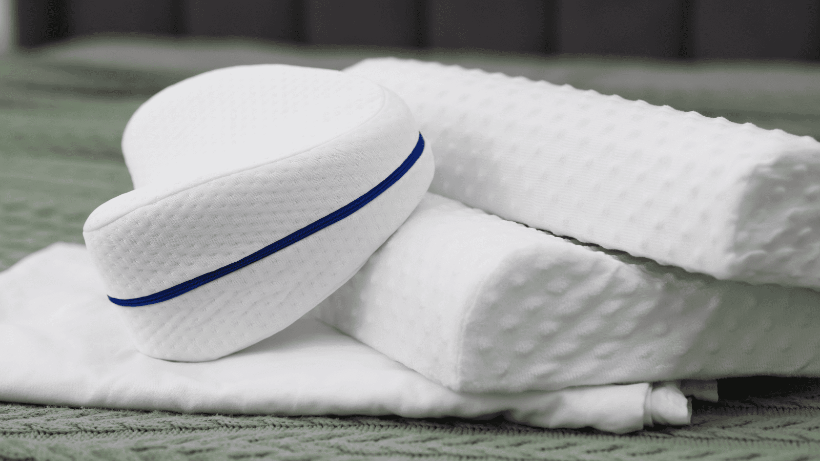 Kupiłeś poduszkę "ortopedyczną"? Fizjoterapeuta ujawnia, jak producenci nabijają Polaków w butelkę