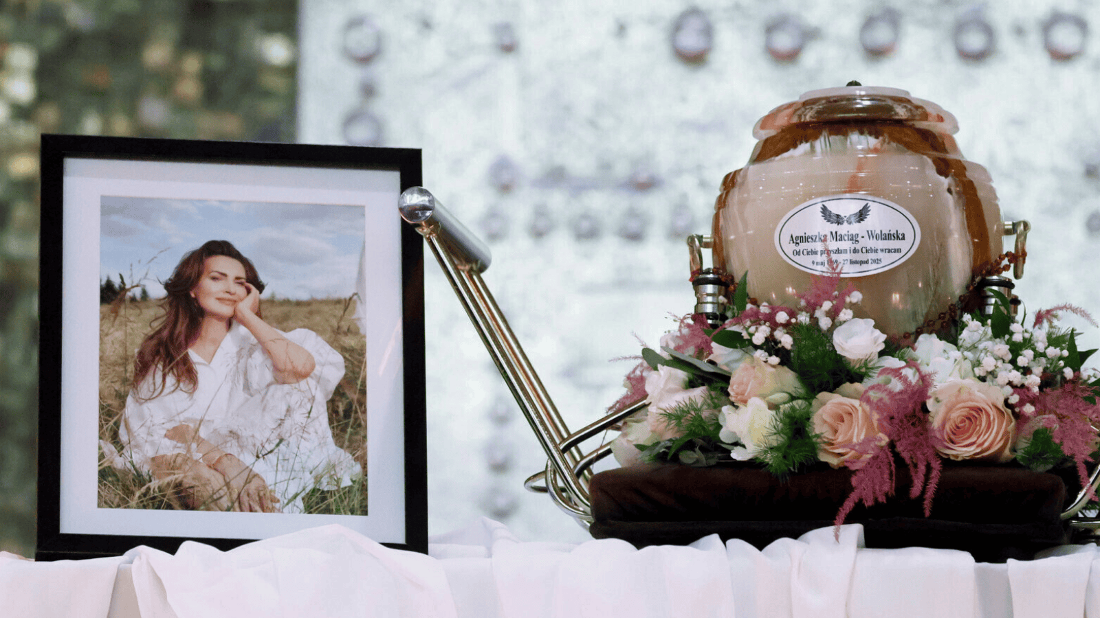 Piotr Adamczyk na pogrzebie Agnieszki Maciąg. Tak pożegnał modelkę