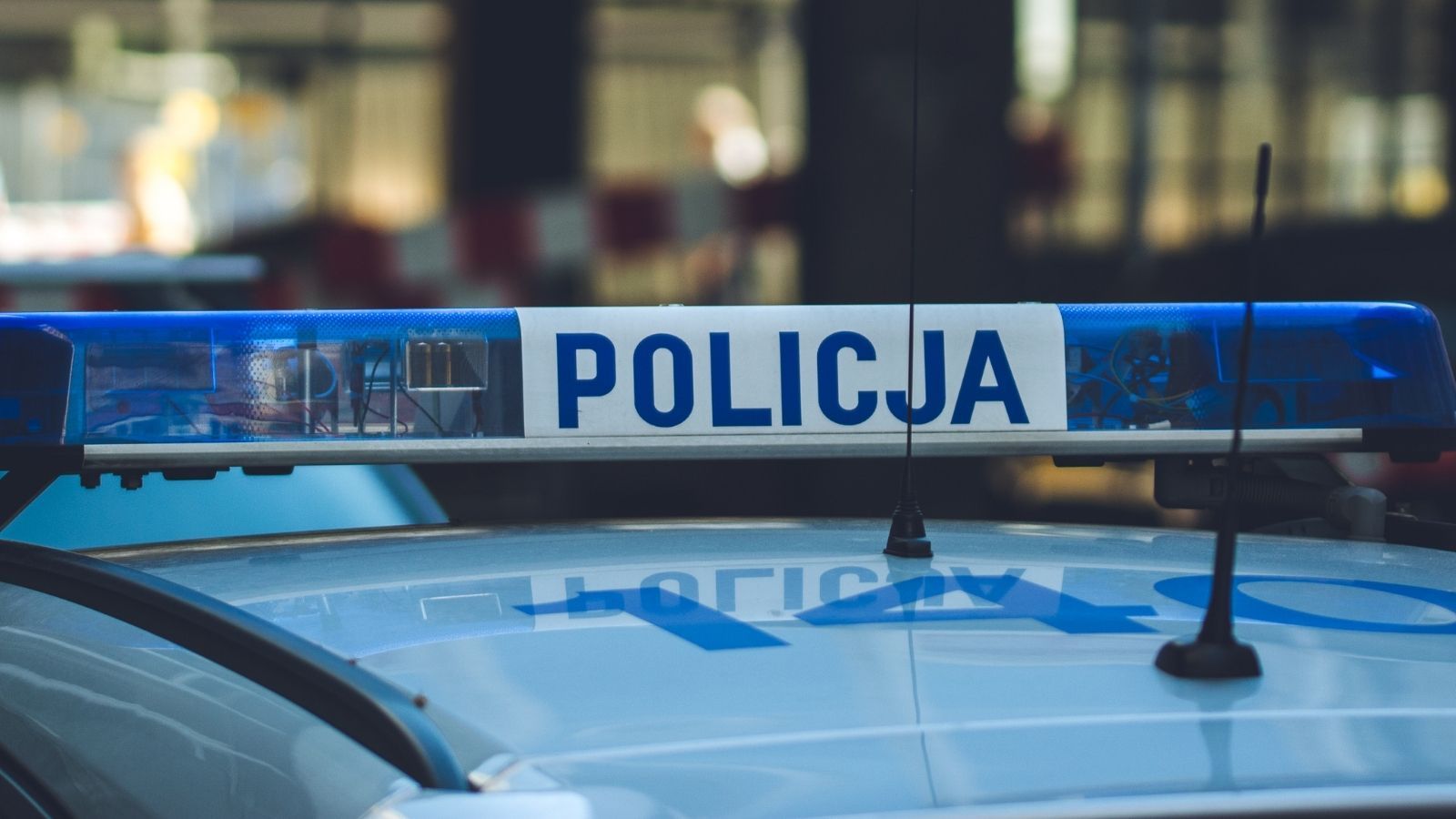 Emilia wysiadła nocą z auta bez kurtki i telefonu. Policja właśnie ujawniła tragiczne fakty