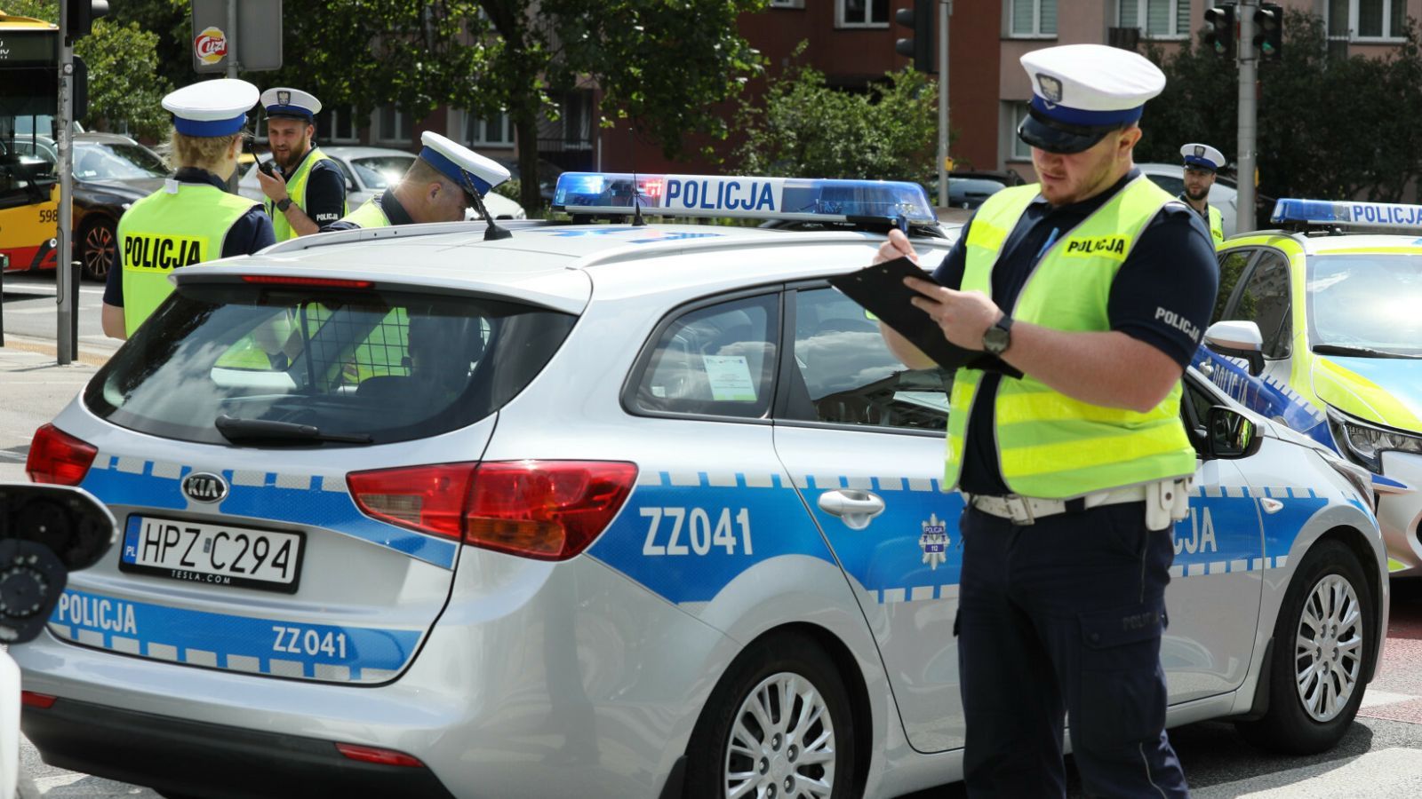 Ukraińscy kierowcy nie płacą mandatów za to wykroczenie. Luka w prawie sprawia, iż mogą czuć się bezkarni