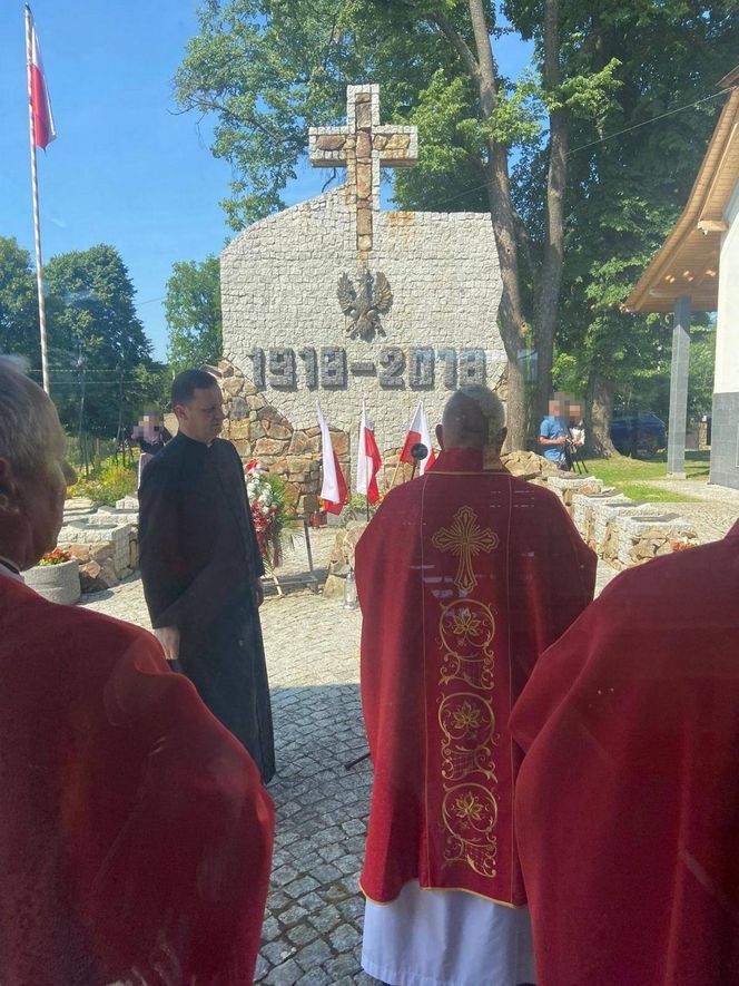 Posłowie PiS modlili się za wygraną Karola Nawrockiego, fot. Facebook