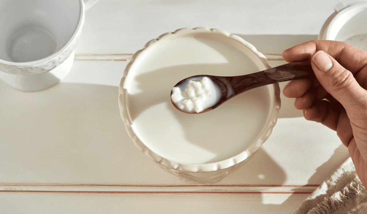 Kefir czy maślanka – co wolisz? Ten produkt jest o niebo zdrowszy
