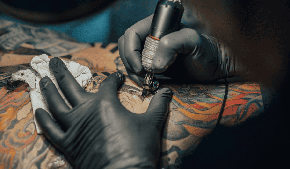 Tatuaż to zagrożenie rakiem. Nowe badania dają do myślenia