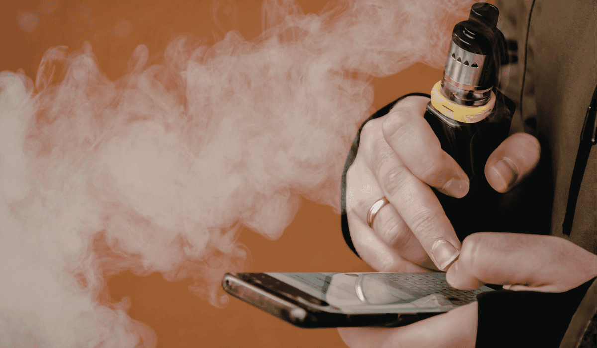 EVALI, czyli potencjalnie śmiertelne uszkodzenie płuc. Wystarczy robić to 3 miesiące