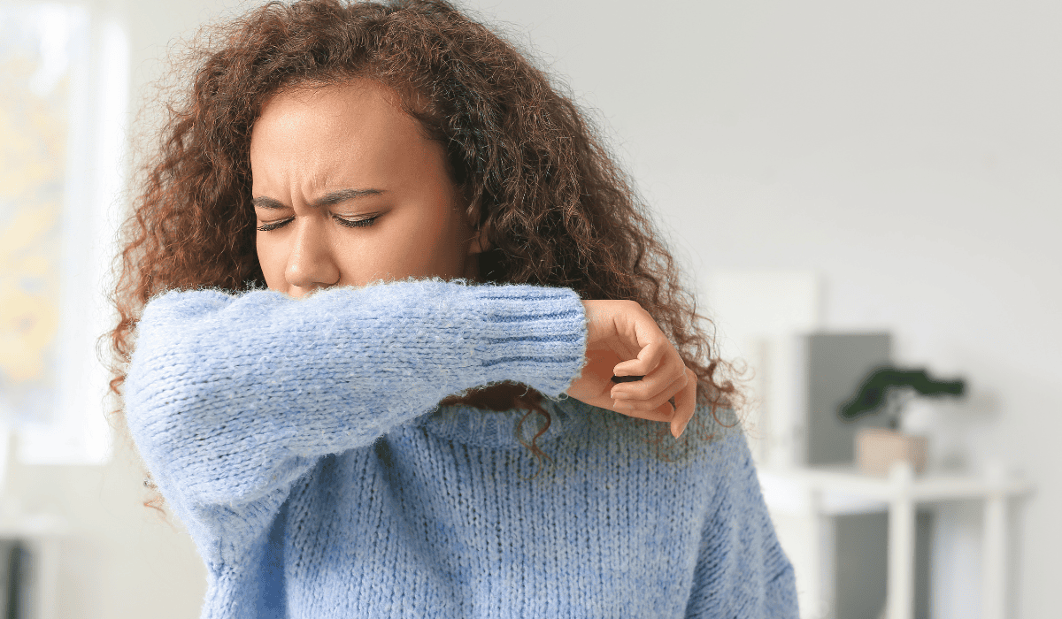 Ten objaw po chorobie potrafi trwać miesiącami. Większość osób w ogóle nie łączy go z infekcją