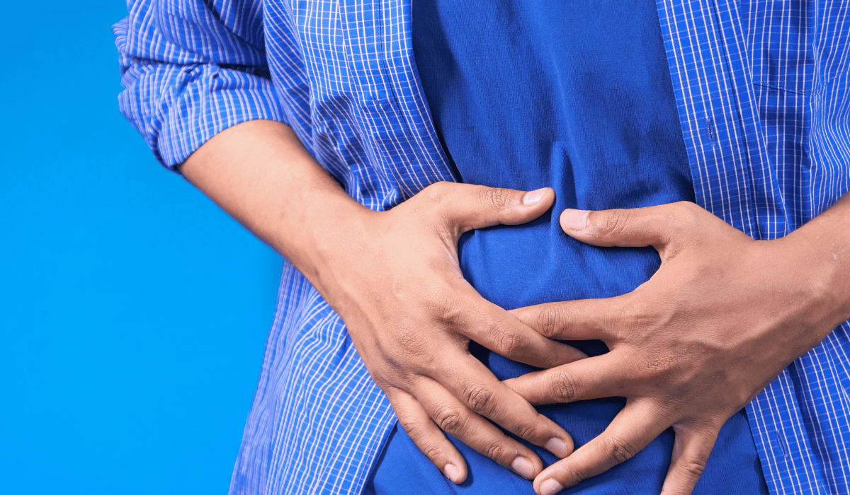 31-latka ma raka żołądka. Wskazuje 3 objawy, których nigdy nie powinniśmy ignorować