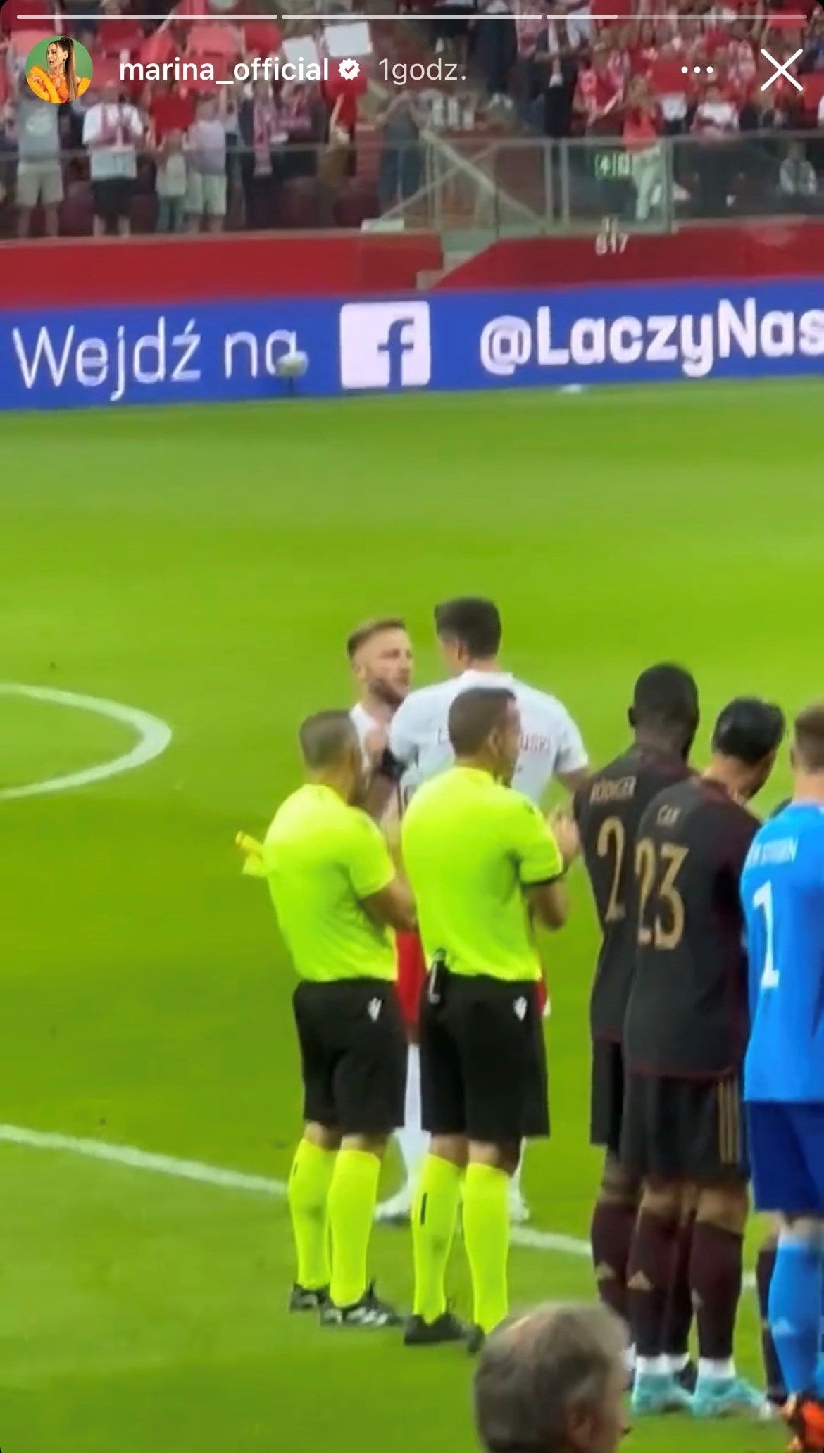Pożegnanie Kuby Błaszczykowskiego i Roberta Lewandowskiego podczas meczu Polska-Niemcy 2.jpg