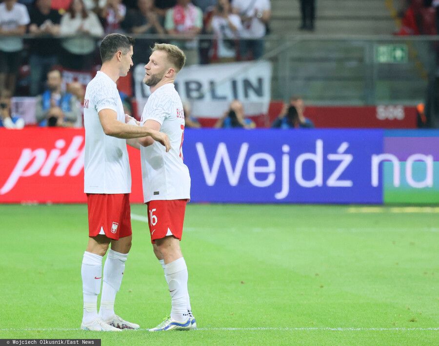 Pożegnanie Kuby Błaszczykowskiego i Roberta Lewandowskiego podczas meczu Polska-Niemcy 4.jpg
