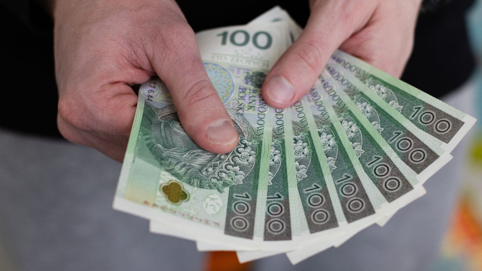 Prawie 2 tys. zł miesięcznie z ZUS. Przy tych chorobach można otrzymać pieniądze