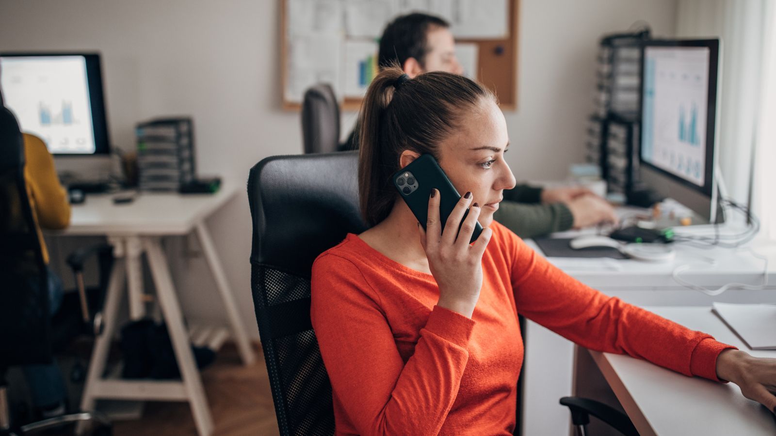 Przez to zachowanie w pracy zrażasz do siebie ludzi. Niszczy zaufanie i podkopuje szacunek