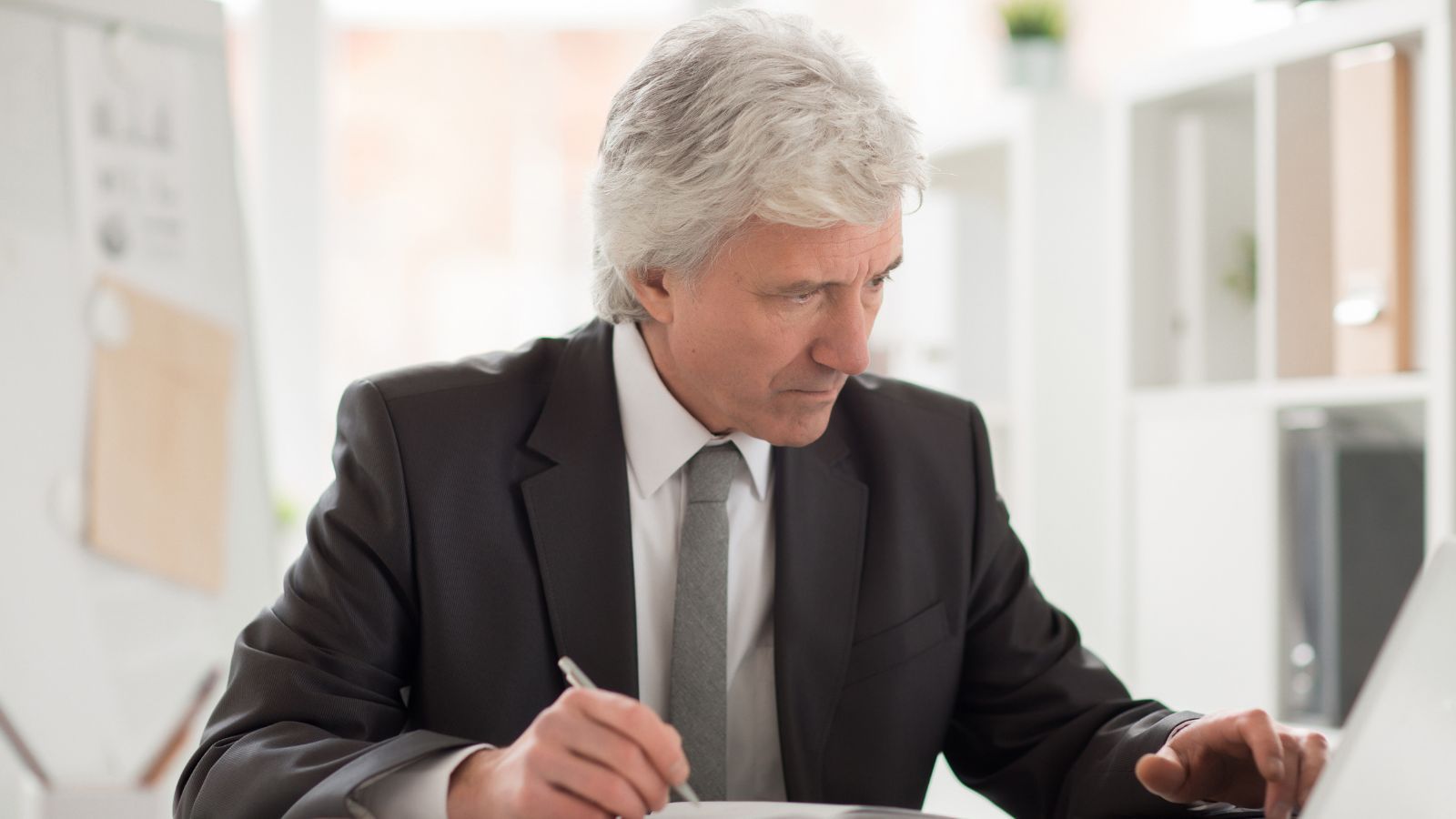 Ta grupa Polaków ma pod górkę na rynku pracy. Niby ich chwalą, ale CV ląduje w koszu