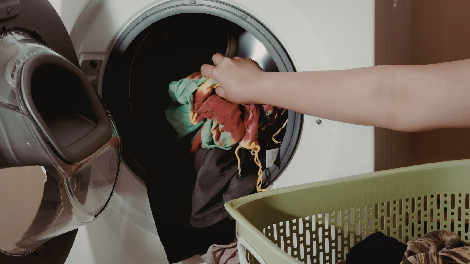 Wiele osób wybiera ten program prania. Mało kto wie, iż zużywa najwięcej prądu