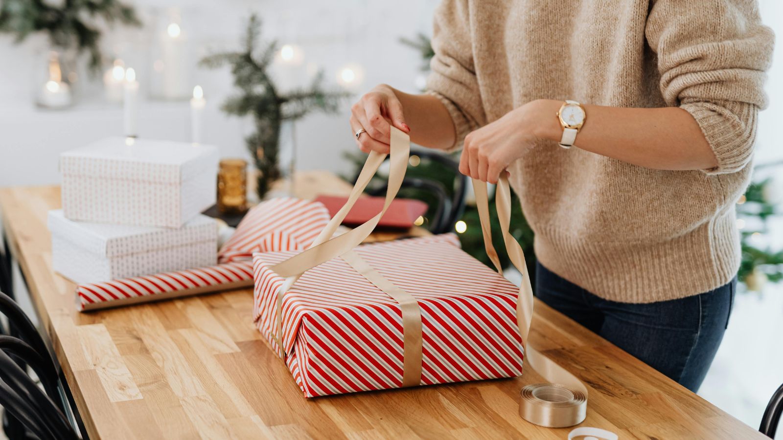 Fiskus przygląda się prezentom świątecznym. Uważaj na limit, bo trzeba będzie zapłacić podatek
