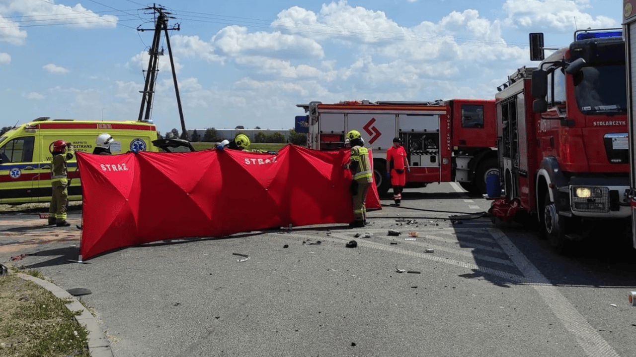 Dramat na polskiej trasie, nie żyją dwie osoby. Dwie kolejne zostały ranne, w akcji LPR