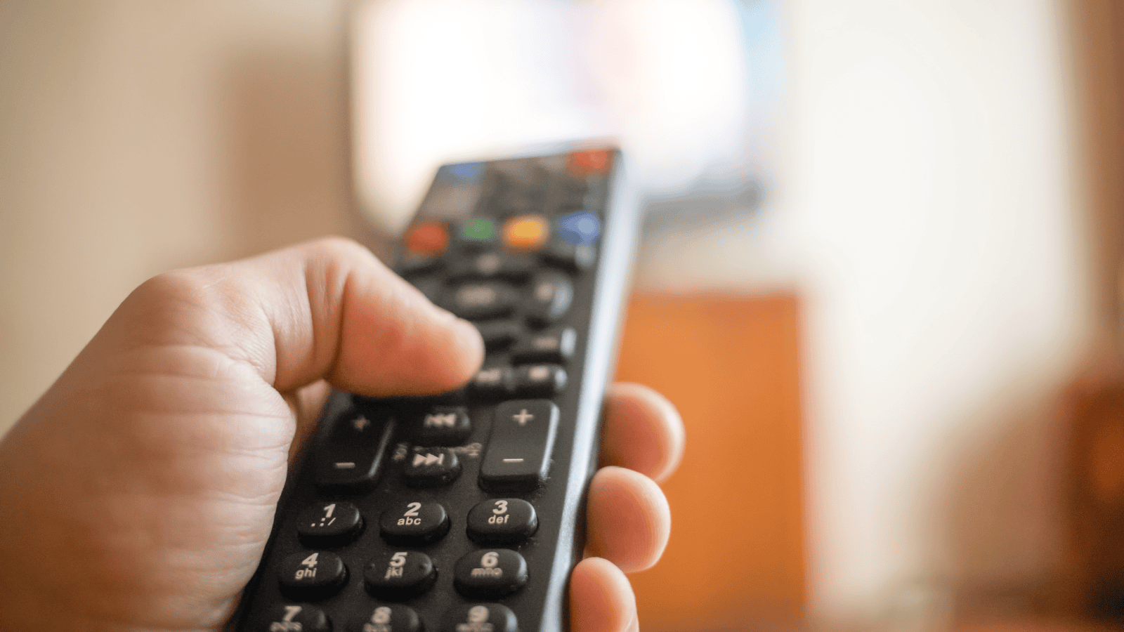 Dziś o 20:00 miliony Polaków chwycą za piloty i przełączą na TVN. Stacja wyemituje polski hit.