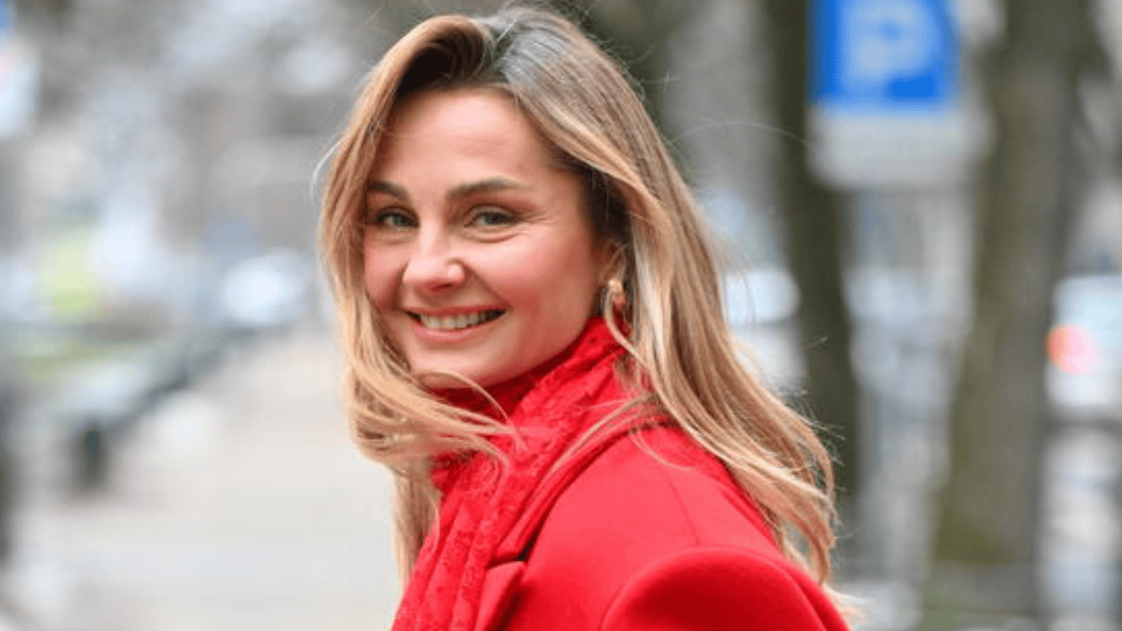 Małgorzata Socha już ma go w swojej szafie. To najmodniejsza kurtka tej wiosny. Wiemy, gdzie ją kupić za grosze