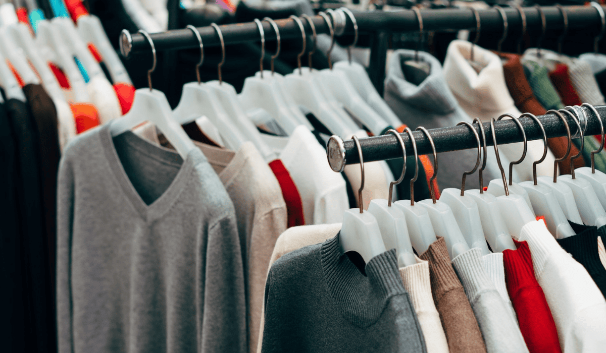 Znana sieciówka odkupi od ciebie używaną odzież. Jak wziąć udział w akcji?