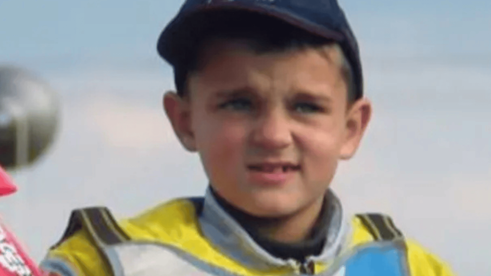 Czy zgadniecie kim jest ten dzieciak ze zdjęcia? Dzisiaj jest prawdziwą legendą