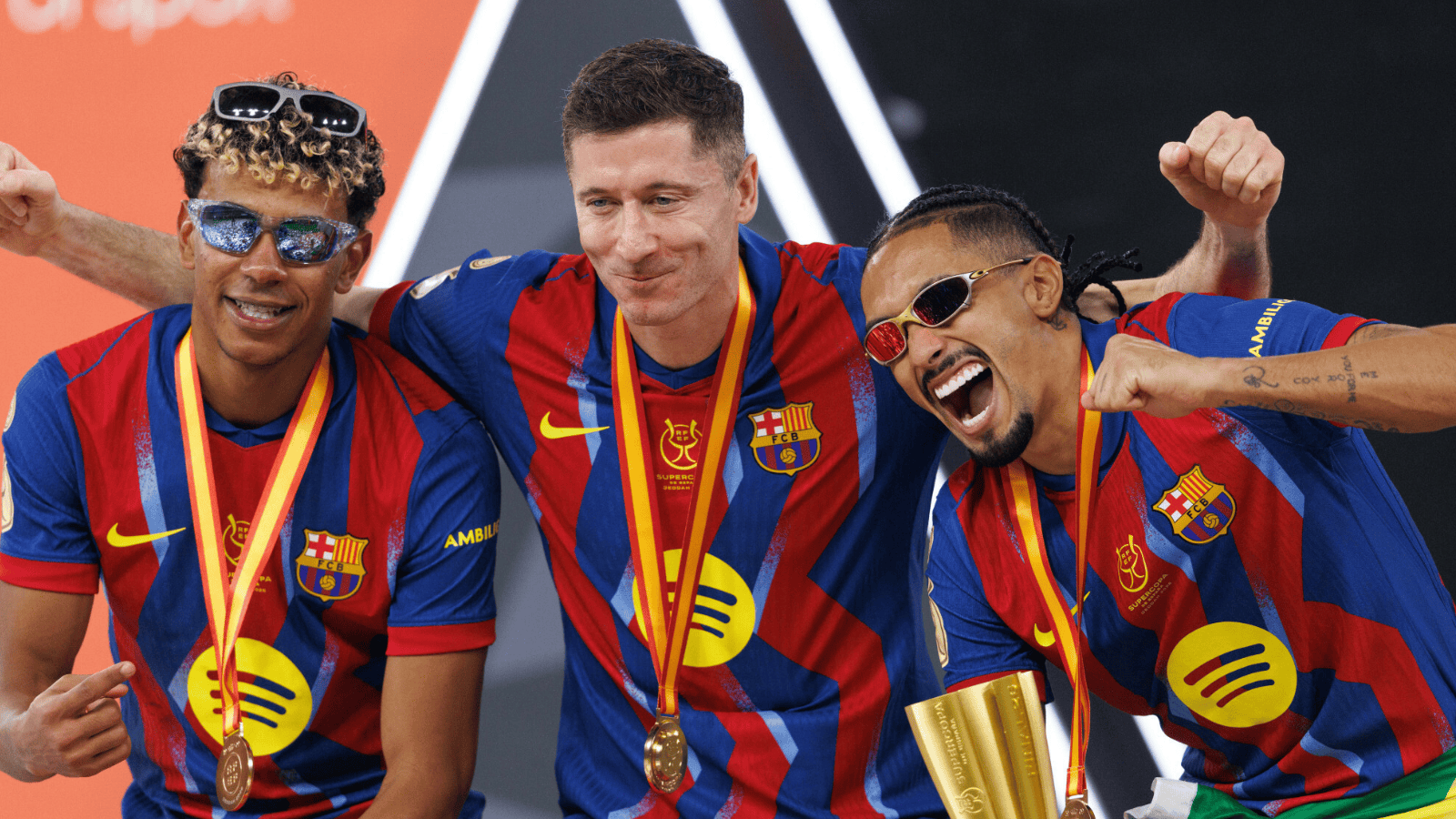 Joao Cancelo oficjalnie wraca do Barcelony. Portugalczyk spełnia marzenia