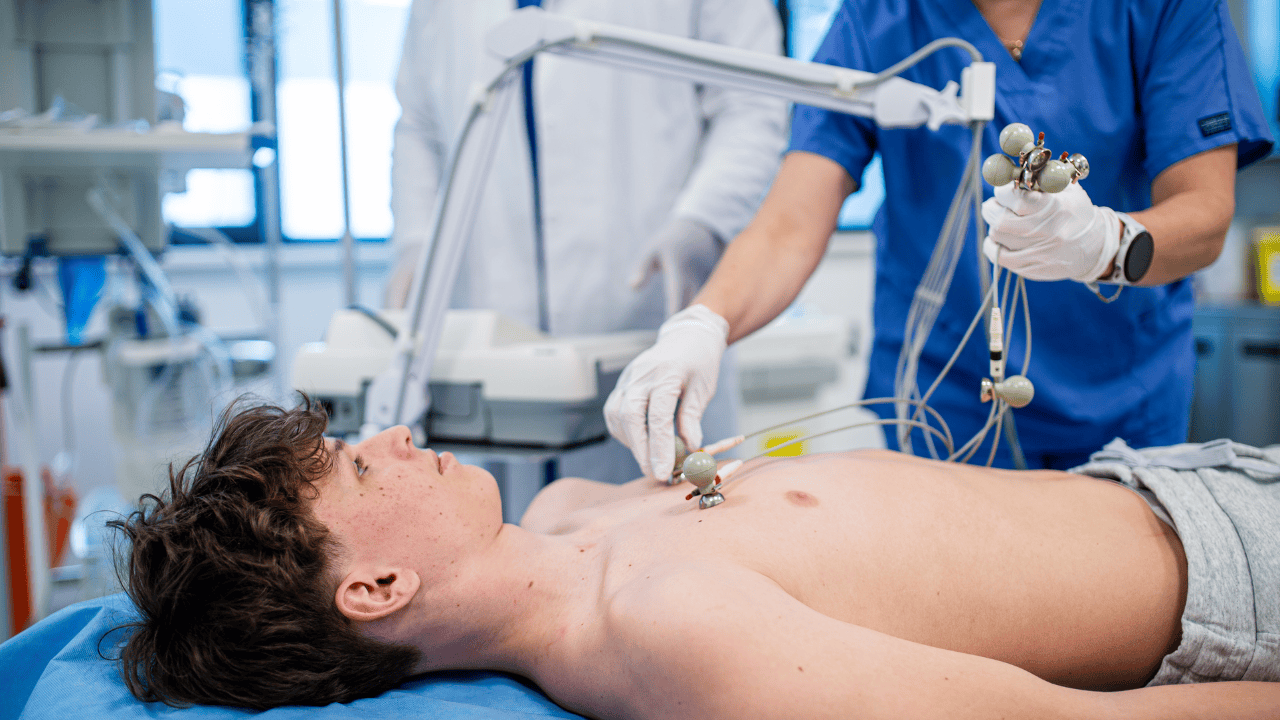 nastolatek EKG