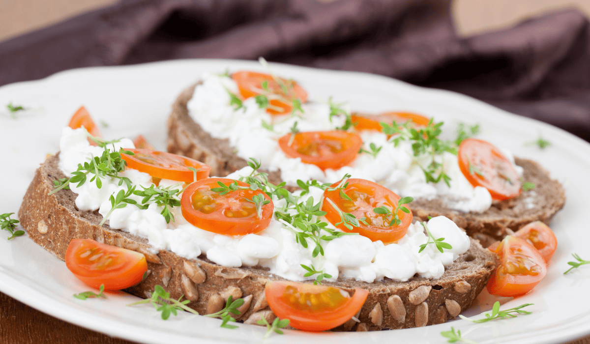 Co jeść, by być zdrowym, pełnym energii i skoncentrowanym w pracy? Radzi dietetyczka