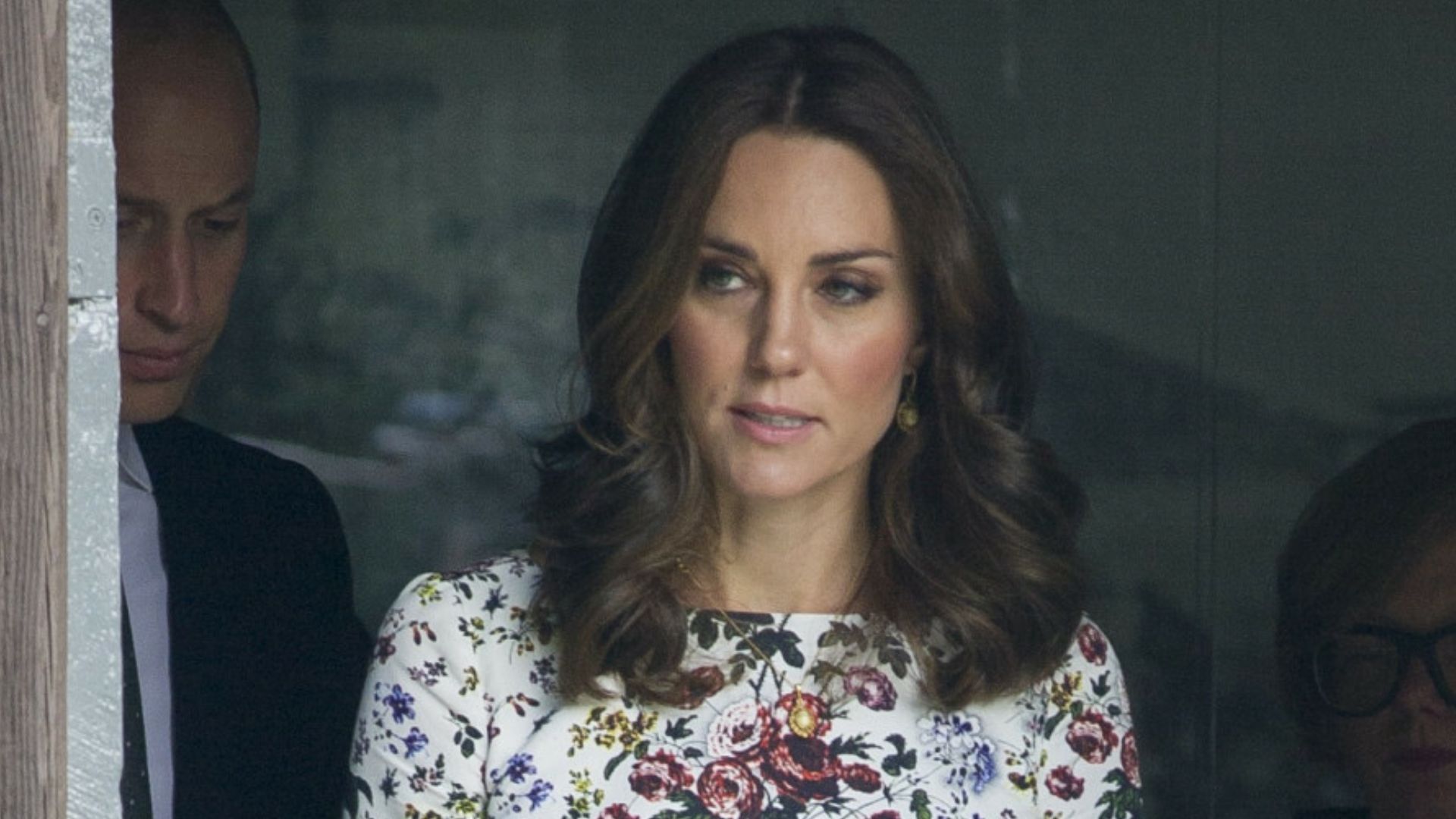 Huczy o najnowszym nagraniu z księżną Kate. W oczy rzuca się jedno