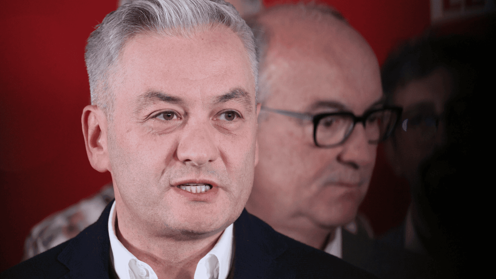 Biedroń: Wypowiedzi Millera to wyraz odklejenia od rzeczywistości. Świat już o nim zapomniał