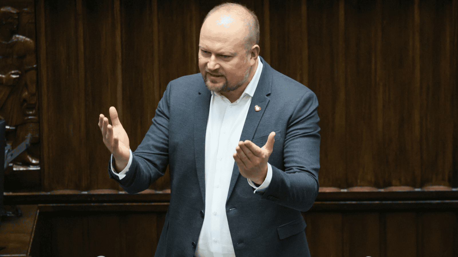 Zembaczyński mocno atakuje Nawrockiego: „To zamach na bezpieczeństwo państwa”