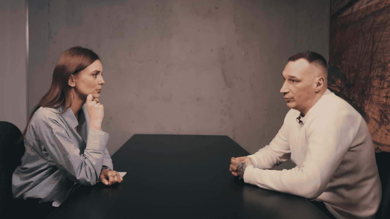 „Stałem na środku klasy i płakałem". Jak trauma z dzieciństwa niszczy dorosłe życie?