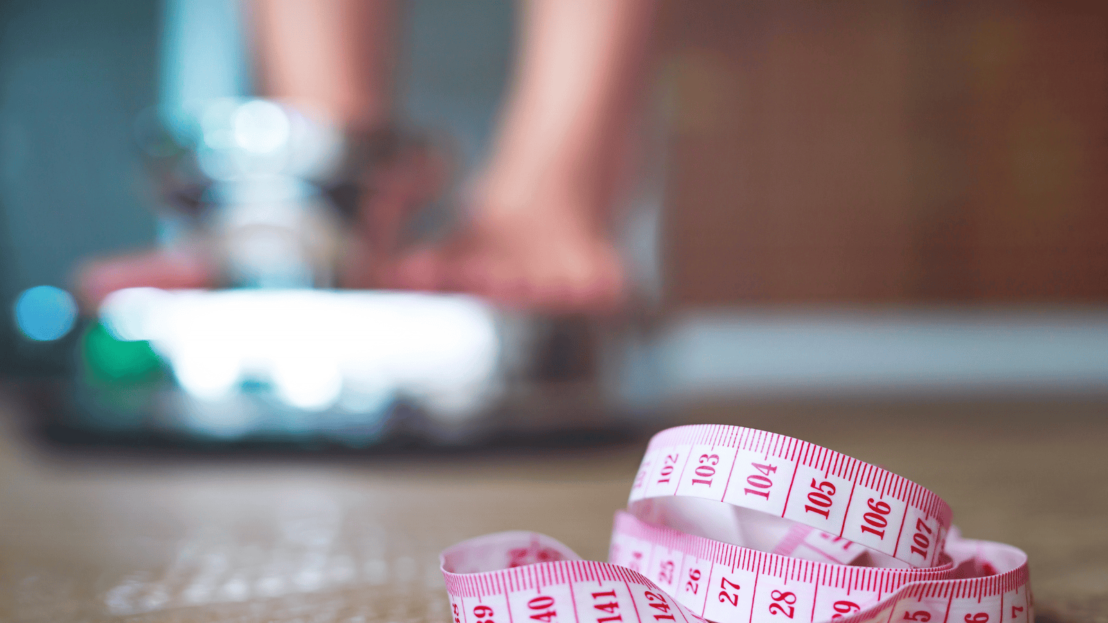 Ten trend dietetyczny zwiększa ryzyko raka. Komisja Europejska prześwietla SkinnyTok
