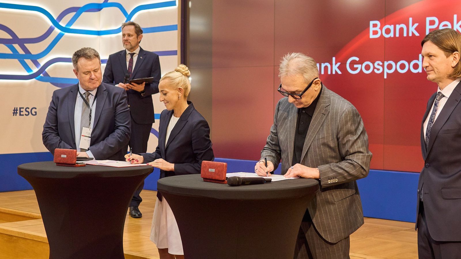 Strategiczny sojusz dwóch banków. BGK i Pekao S.A. zwierają szyki w walce o płynność na rynku długu