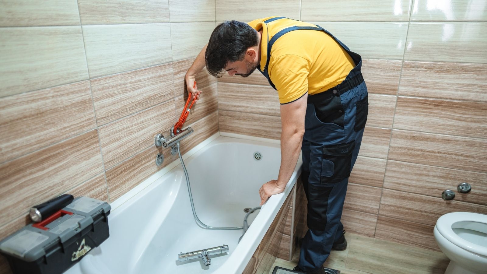 Planujesz remont? Można dostać choćby 30 tys. zł dofinansowania, Polacy wciąż nie mają pojęcia