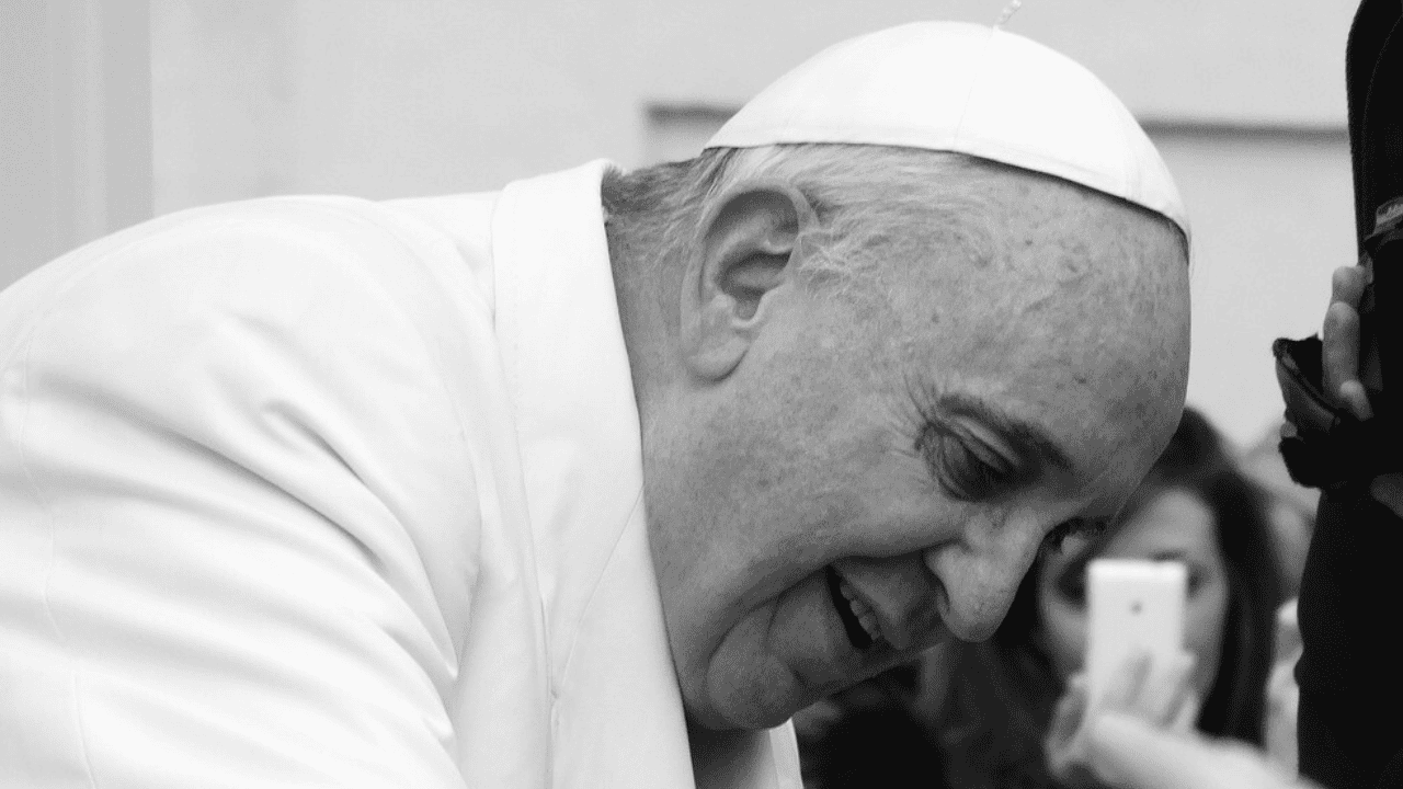 Wystarczyło pół godziny. Na to naprawdę umarł papież, coraz częstsza przyczyna zgonów