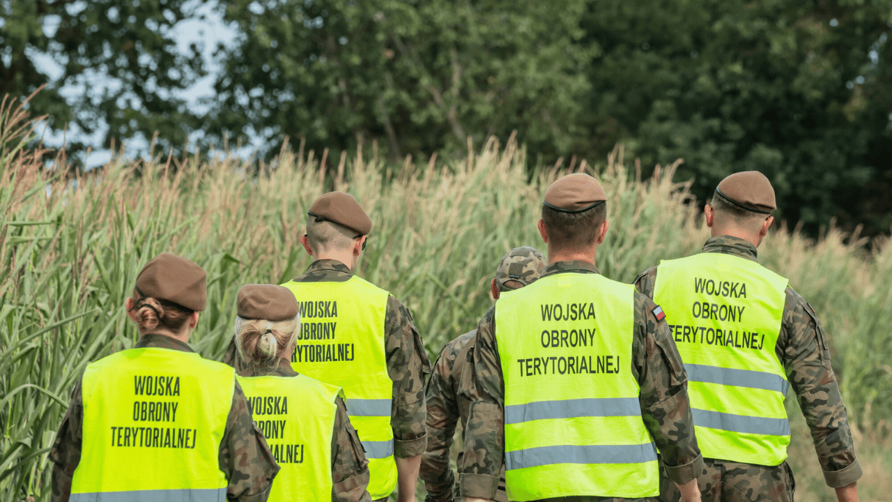 "Wezwanie do natychmiastowego stawiennictwa". Żołnierze WOT w pełnej gotowości, wydano komunikat
