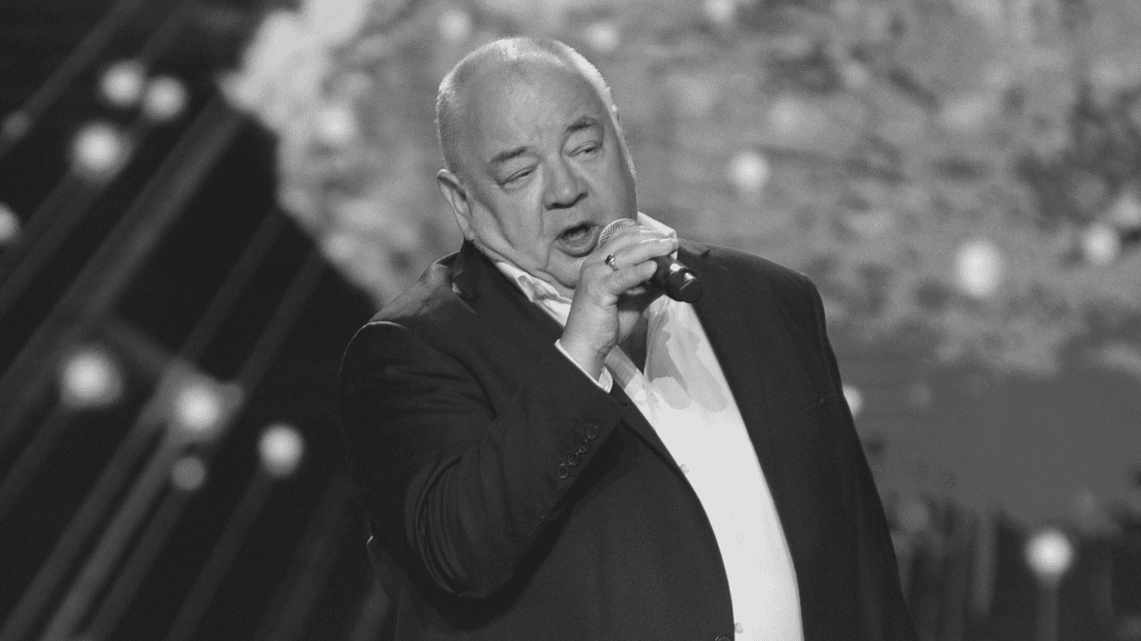 Wstrząs w Sopocie! Publiczność w ciszy na wiadomość o śmierci Stanisława Soyki – emocje sięgnęły zenitu